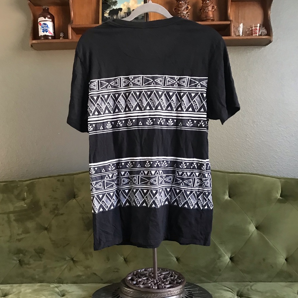 Men’s tee - Picture 2 of 3